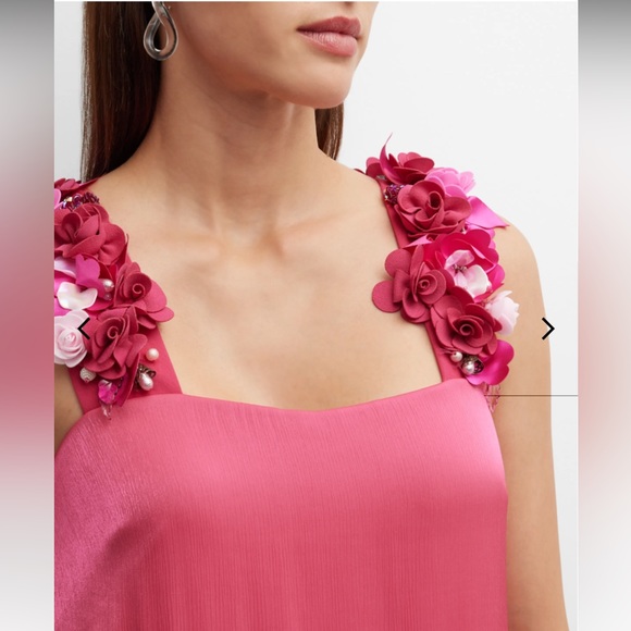 Badgley Mischka Collection
Floral Beaded-Strap Overlay Gown size 6 - Picture 5 of 12